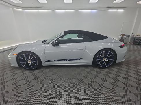 Used 2026 Porsche 911 Carrera RWD image 2