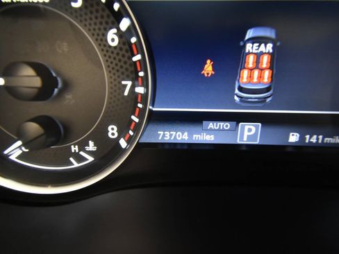 Used 2022 Nissan Armada Platinum w/ Captain's Chairs Package image 29