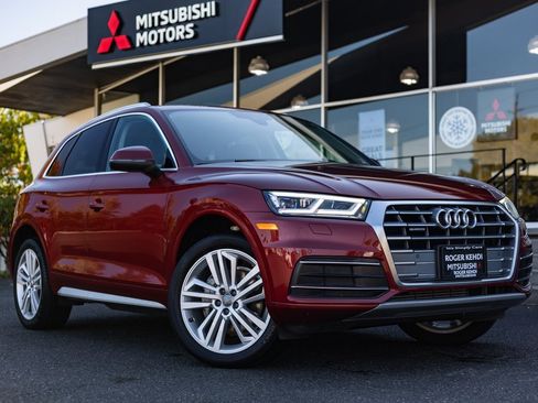 Used 2019 Audi Q5 2.0T Premium Plus w/ Premium Plus Package image 1