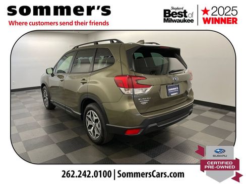 Certified 2023 Subaru Forester Premium AWD/4WD image 4