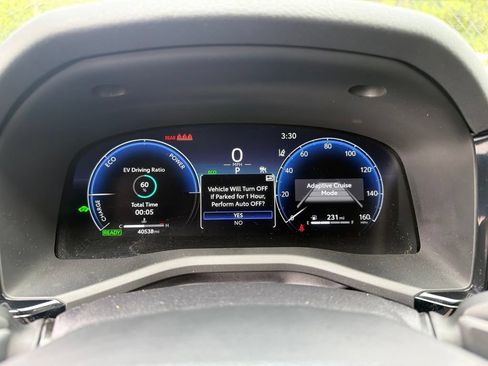 Used 2025 Toyota Camry XSE FWD image 9