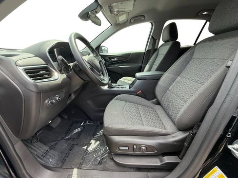 Used 2024 Chevrolet Equinox LT AWD/4WD image 9