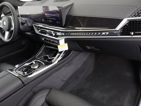 New 2026 BMW X7 xDrive40i w/ M Sport Package image 21