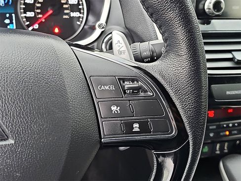 Used 2024 Mitsubishi Eclipse Cross SEL image 23