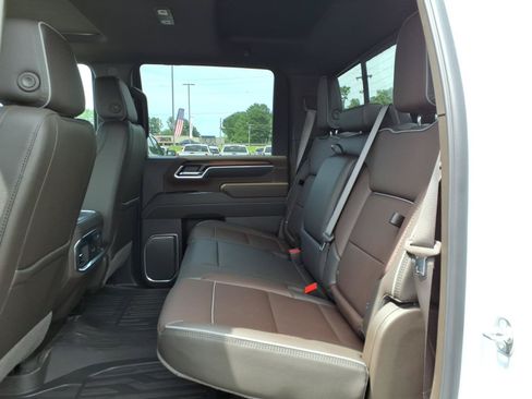 New 2026 GMC Sierra 2500 Denali w/ Denali Reserve Package AWD/4WD image 22