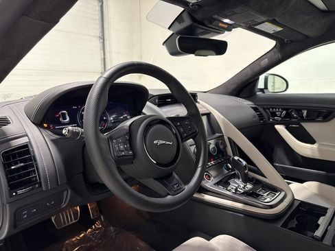 Used 2024 Jaguar F-TYPE R image 16