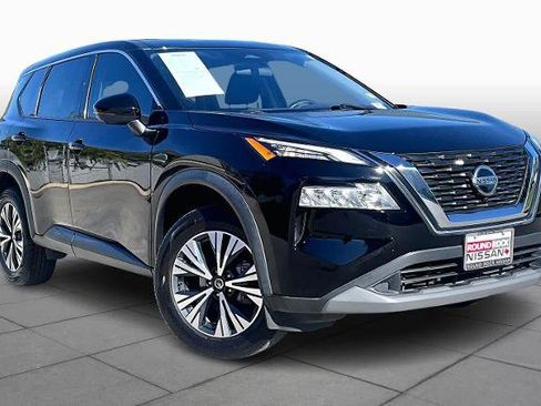 Certified 2021 Nissan Rogue SV image 2