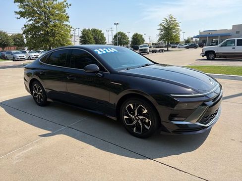 Used 2025 Hyundai Sonata SEL FWD image 7