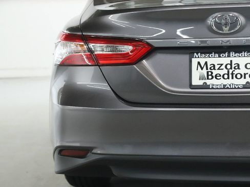Used 2020 Toyota Camry LE FWD image 36