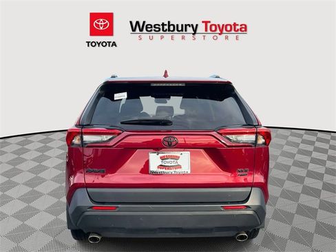 Certified 2020 Toyota RAV4 XLE Premium image 6