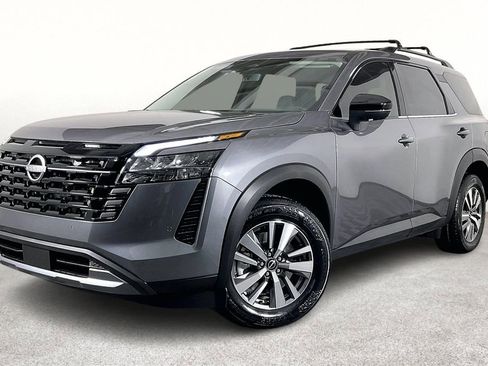 New 2026 Nissan Pathfinder SL AWD/4WD image 4