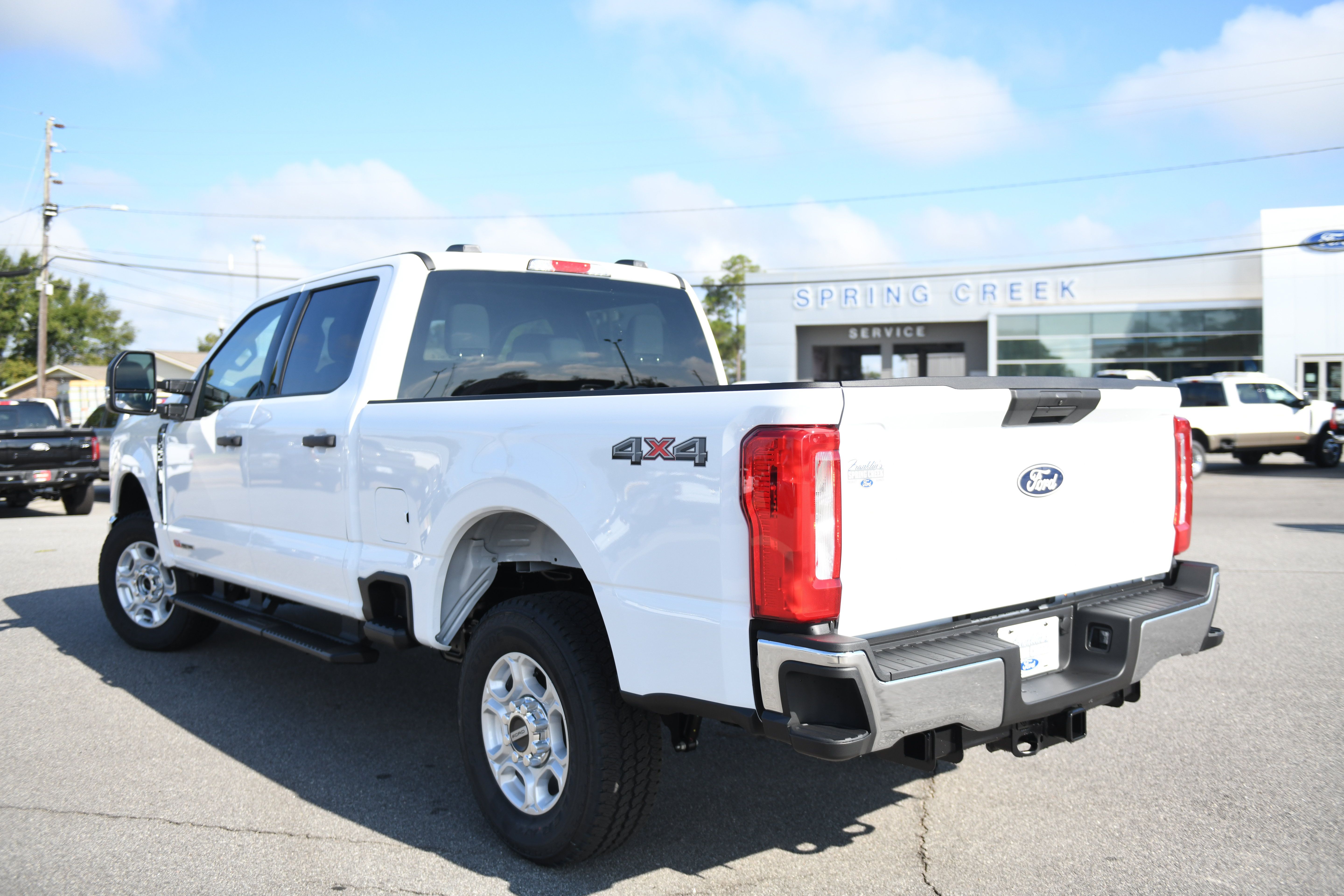 New 2027 Ford F250 XLT w/ F-250 >10K GVWR Package AWD/4WD image 7