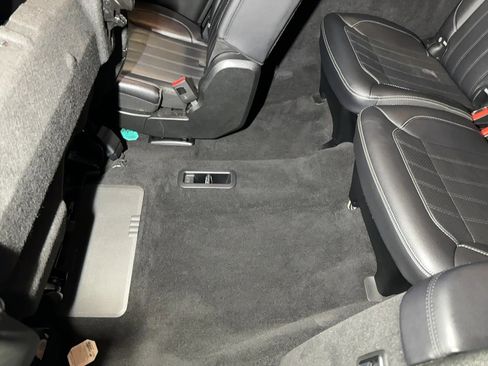 Used 2015 Mercedes-Benz GL 450 4MATIC image 75