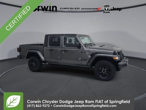 Used 2022 Jeep Gladiator Sport AWD/4WD image 1