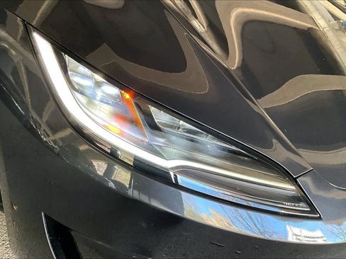 Used 2025 Tesla Model 3 Performance image 27