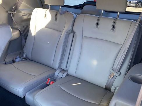 Used 2013 Toyota Highlander Plus image 25
