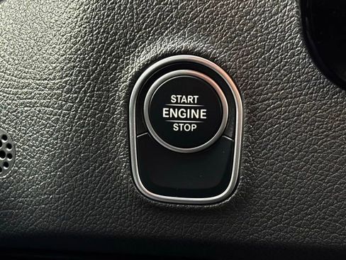 Used 2024 Mercedes-Benz Sprinter 3500 image 23