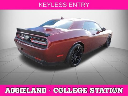 Used 2023 Dodge Challenger SRT Hellcat w/ Driver Convenience Group RWD image 4
