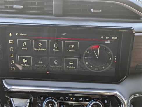 Used 2025 GMC Sierra 2500 Denali Ultimate w/ Max Trailering Package image 18