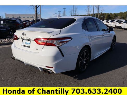 Used 2018 Toyota Camry SE w/ Audio Package image 7