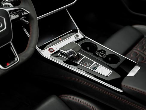 Used 2022 Audi RS 7 Sportback AWD/4WD image 57