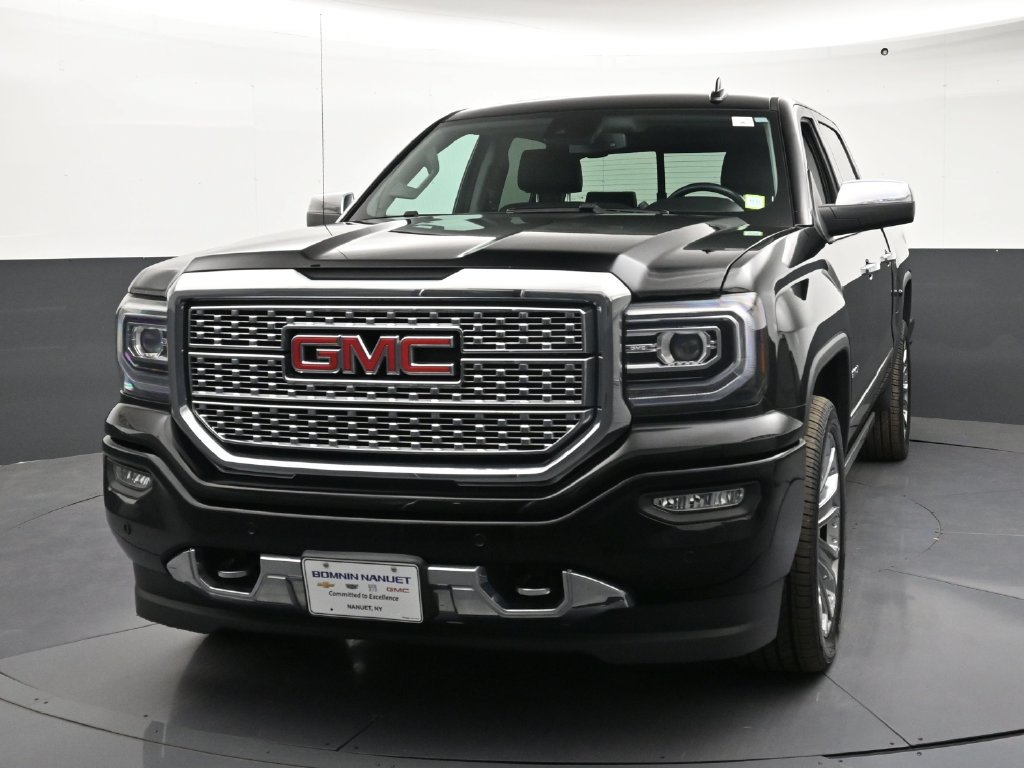 Used 2018 GMC Sierra 1500 Denali w/ Denali Ultimate Package AWD/4WD image 8