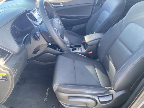 Used 2018 Hyundai Tucson SE image 20