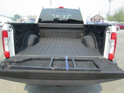 Used 2017 Ford F350 Lariat w/ Chrome Package AWD/4WD image 7