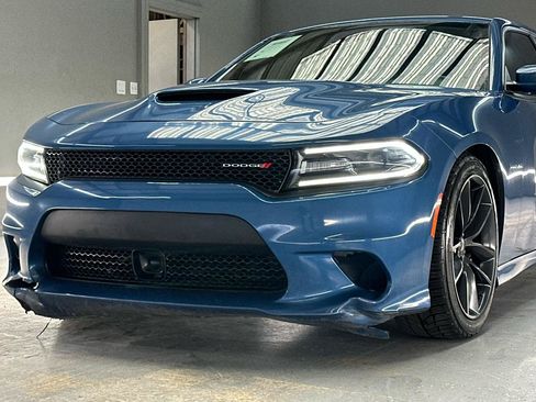 Used 2020 Dodge Charger R/T w/ Plus Group RWD image 4