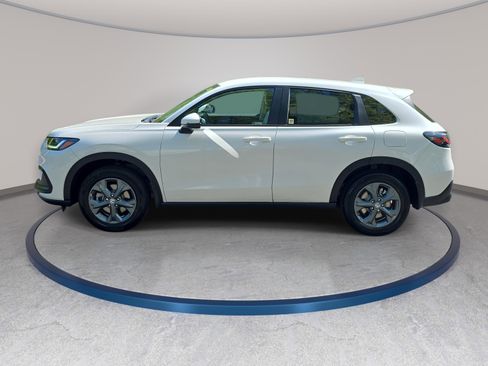 New 2026 Honda HR-V LX image 8