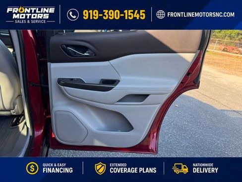 Used 2019 GMC Acadia SLT w/ LPO, Floor Liner Package FWD image 13
