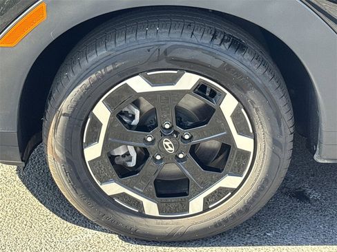 Used 2024 Hyundai Santa Fe SE image 11