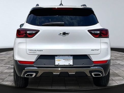 New 2026 Chevrolet TrailBlazer ACTIV w/ Convenience Package FWD image 4