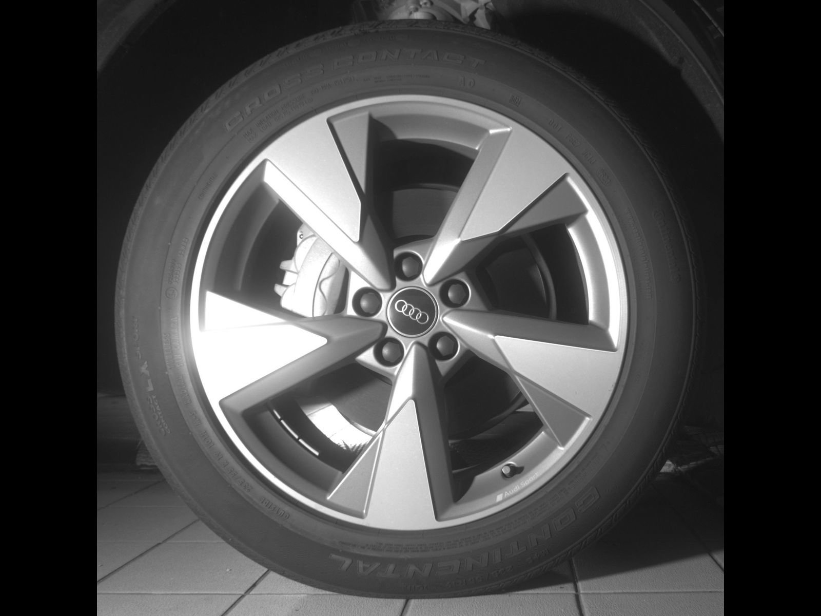 Certified 2024 Audi Q5 2.0T Premium Plus AWD/4WD image 9
