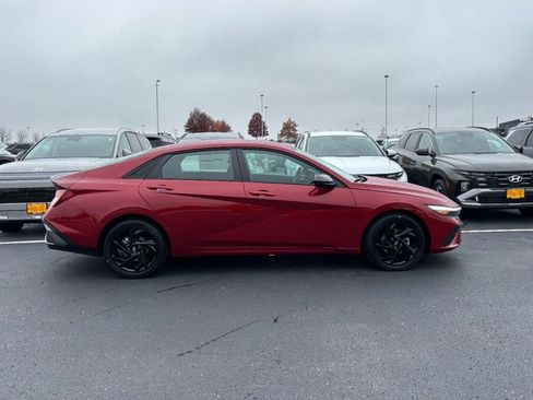 Used 2026 Hyundai Elantra Sport w/ Cargo Package image 2