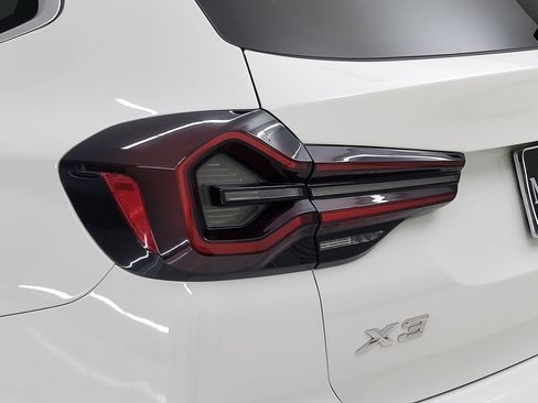 Certified 2023 BMW X3 sDrive30i w/ Convenience Package image 9