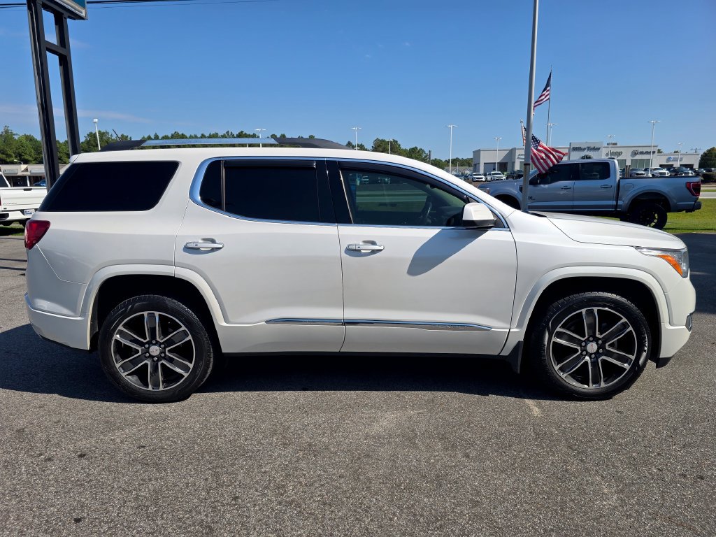 Certified 2017 GMC Acadia Denali w/ Technology Package FWD image 6