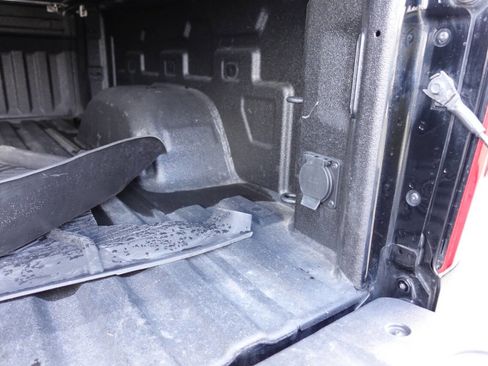 Used 2022 Chevrolet Silverado 1500 LT Trail Boss image 33