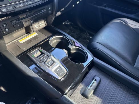 Used 2022 Honda Pilot Elite image 28