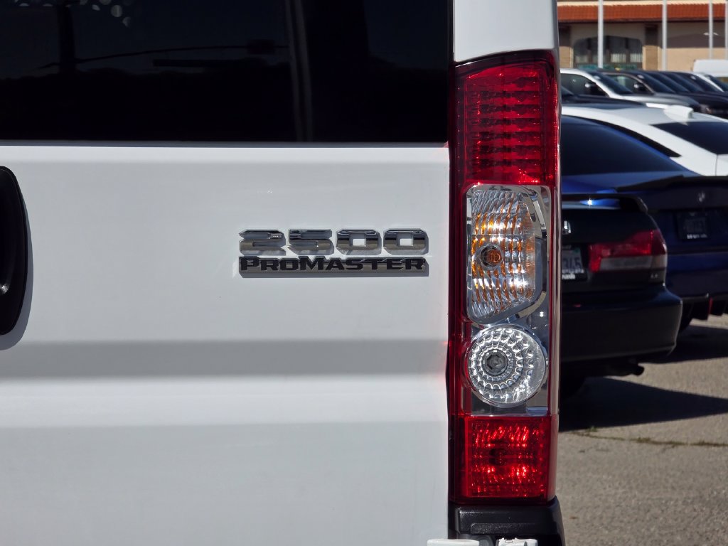 Used 2025 RAM ProMaster 2500 w/ U-Haul Equipment Group FWD image 8