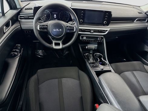 Used 2023 Kia K5 LXS image 17