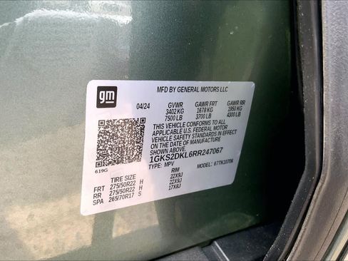 Used 2024 GMC Yukon Denali w/ Advanced Technology Package AWD/4WD image 37