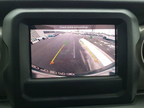 Used 2020 Jeep Wrangler Unlimited Sport image 22