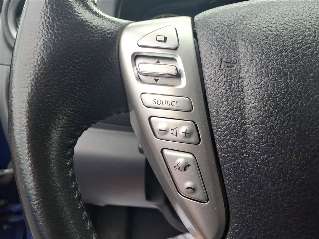 Used 2016 Nissan Versa Note SV FWD image 19