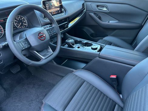 New 2026 Nissan Rogue SV AWD/4WD image 12
