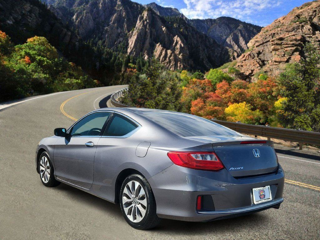 Used 2013 Honda Accord LX-S image 3