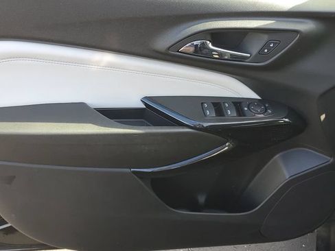 Certified 2024 Chevrolet Trax LT w/ Driver Confidence Package FWD image 14