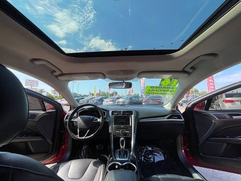 Used 2016 Ford Fusion Titanium image 15