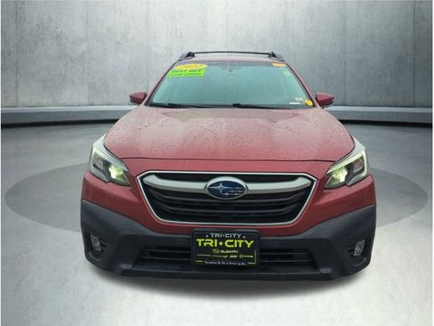 Used 2022 Subaru Outback Premium AWD/4WD image 11
