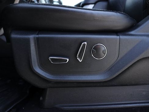 Used 2019 Ford F450 Lariat image 18